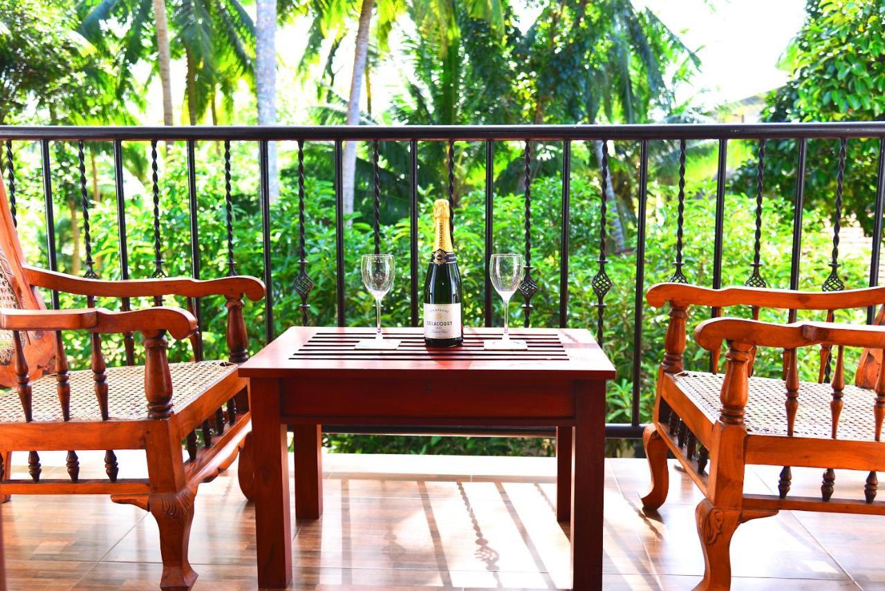 Little Villa Hotel Wadduwa Ngoại thất bức ảnh
