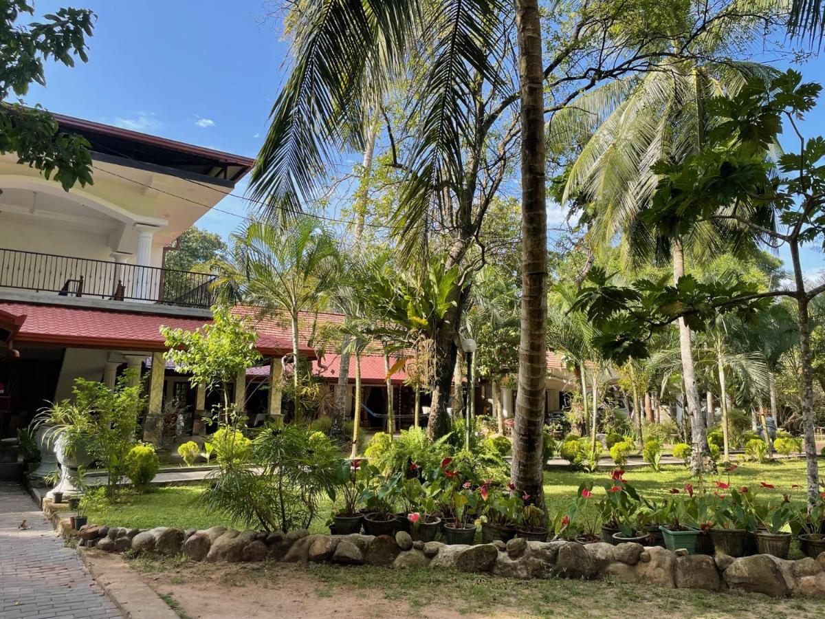 Little Villa Hotel Wadduwa Ngoại thất bức ảnh